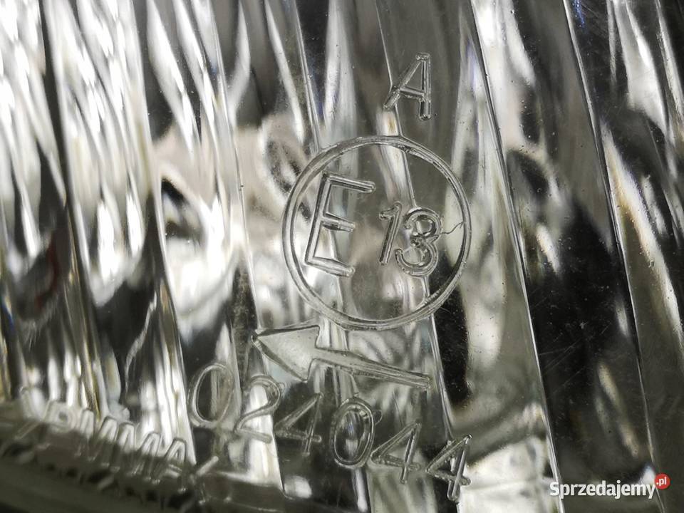 KIERUNKOWSKAZ PRAWY PRZÓD KIA SHUMA 19972004 Kierunkowskazy