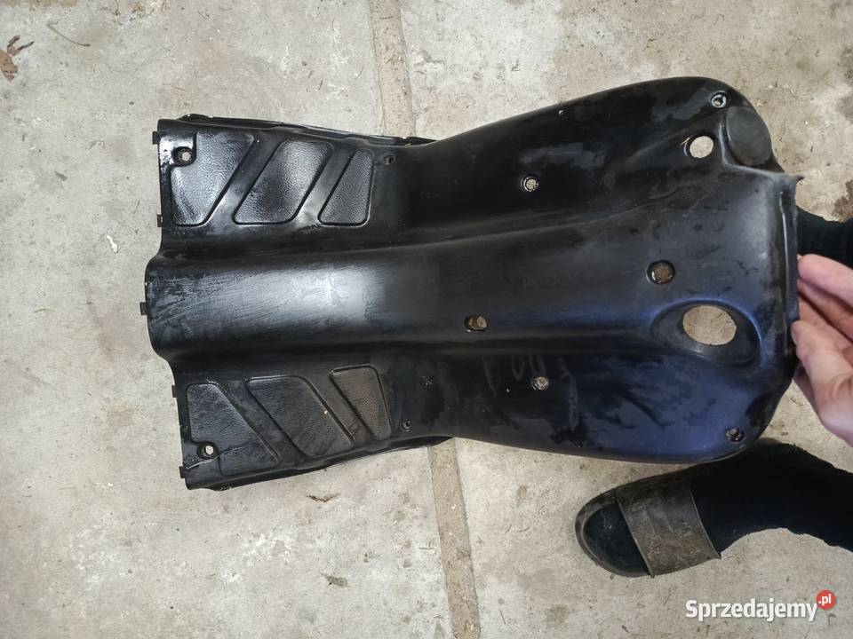 Piaggio nrg plastik osłona kolan Jasło
