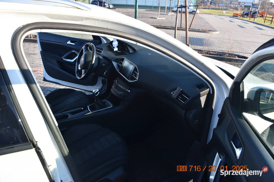 Peugeot 308 sw 16 bluehdi 120 2016r warmińsko-mazurskie Lidzbark Warmiński