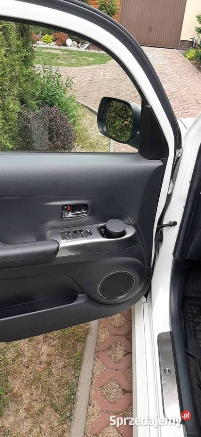 Sprzedam Daihatsu Materia wersja Whitex biała centralny zamek zachodniopomorskie Kobylanka