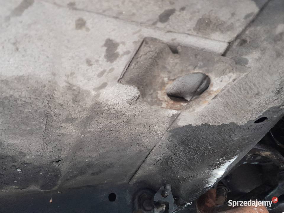 Polonez Wąskie Caro Orginal Folia w Środku W Hatchback świętokrzyskie Staszów