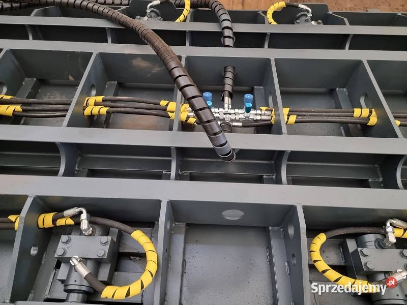 FORMA FUNDAMENT BETONOWY FORMA STOPY BETONOWE Budowa Białystok sprzedam