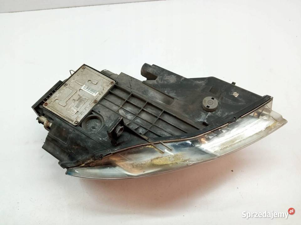 LAMPA PRZÓD LEWA XENON EUROPA 3C0941751D