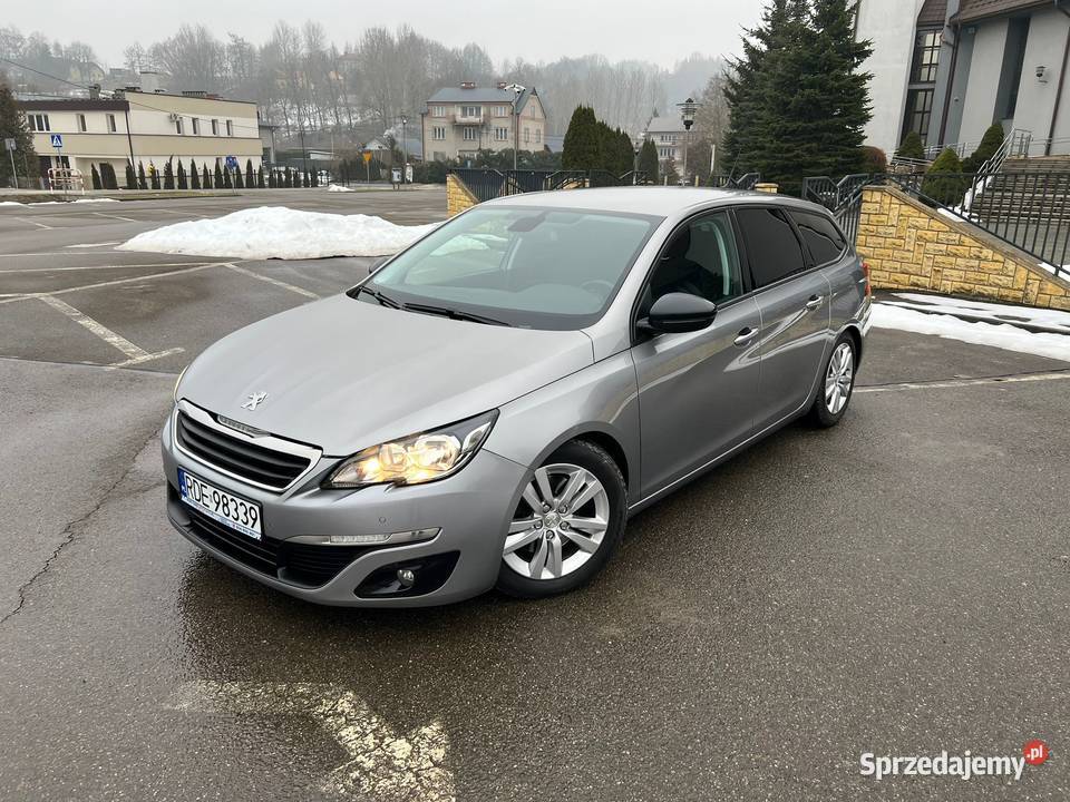 Peugeot 308 kombi 20 diesel 150 Navi kamera nieuszkodzony