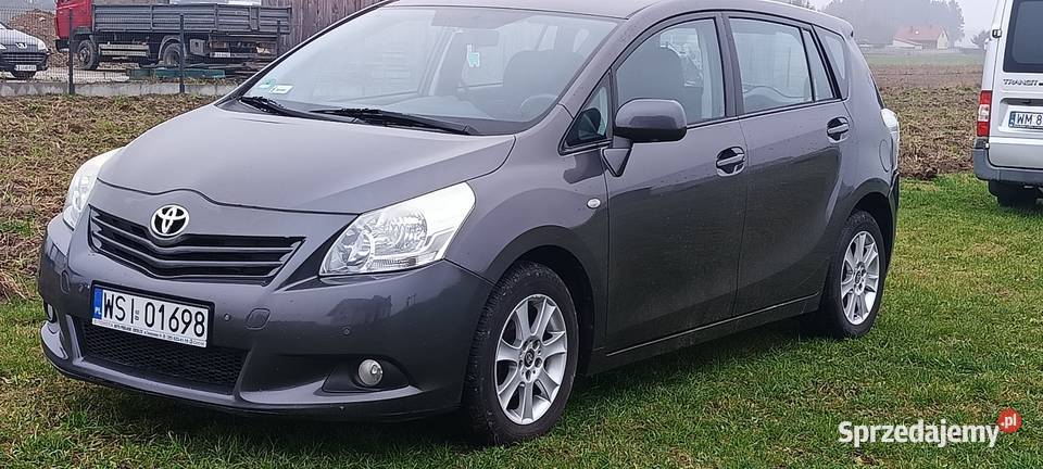 Toyota Verso 20 d4d 2009 126 Rok produkcji 2009 Łuków sprzedam