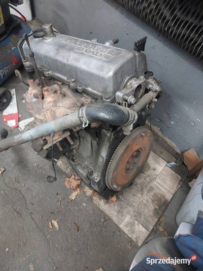DAIHATSU FEROZA kabrio 16 z gazem i hakiem Rok produkcji 1992 Piła