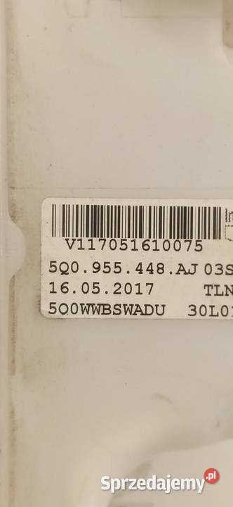 SEAT ATECA ZBIORNICZEK SPYSKIWACZY 5Q0955448AJ osobowe dolnośląskie
