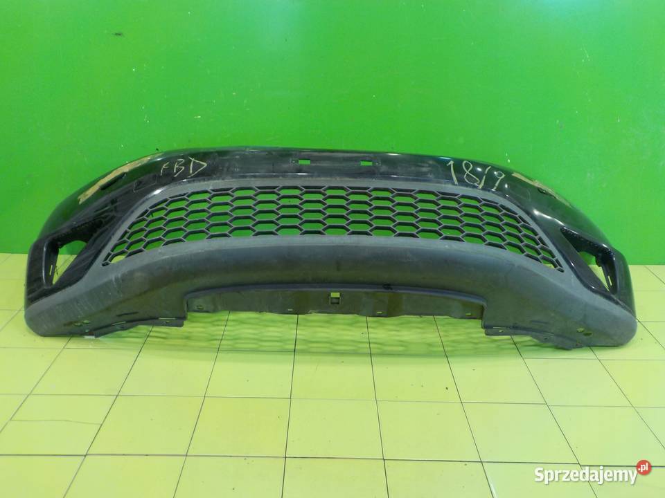 CIVIC VIII UFO 06r HB 5D zderzak przod osobowe sprzedam