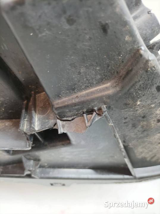 LAMPA PRZÓD LEWA USZKODZONA Dodge Charger VII Motoryzacja świętokrzyskie