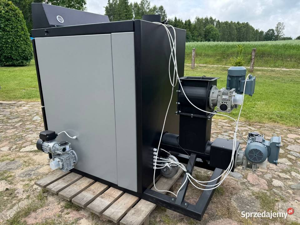 Piec kocioł co na trociny zrebki drzewne 150 kW