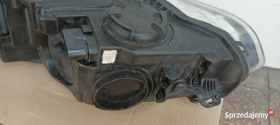 Lampa prawy przód Ford Focus MK3 świętokrzyskie Kielce