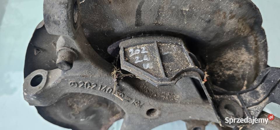 Zwrotnica lewy przód mercedes w202 24v6 2021401 Zwrotnice Zbąszyń