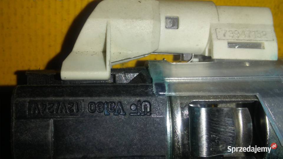 zapalniczka nowa Renault osobowe i dostawcze Piotrków Trybunalski