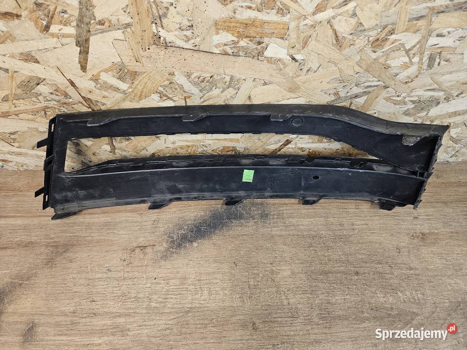 SKODA SUPERB III 3 LIFT KRATKA PRAWA PRZÓD Atrapy wielkopolskie Międzychód sprzedam