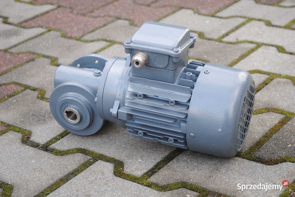 Motoreduktor kątowy 037kw 175obrmin SN9FH