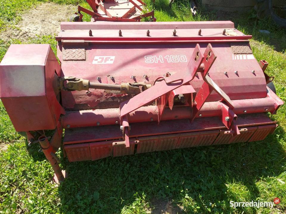 Sieczkarnia do słomy marki JF model SH 160 Przyczepiane podkarpackie