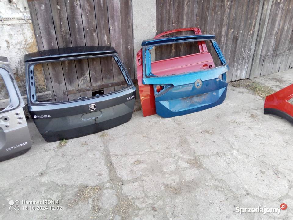 Sprzedam klapę tył VW Touran Rok produkcji 2015 Dobrzyniewo