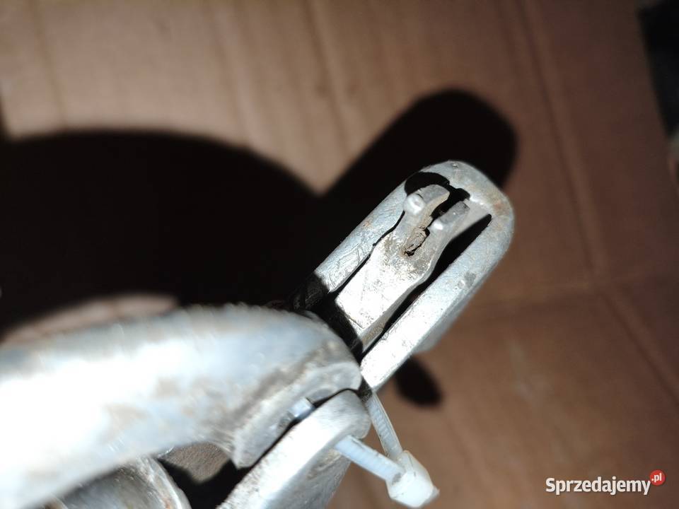 Odwrotne klamki sprzęgła i hamulca ręcznego K750 Części i akcesoria motocyklowe sprzedam