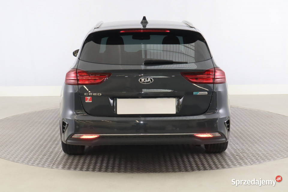 Kia Ceed 16 CRDi MHEV manualna Zabrze
