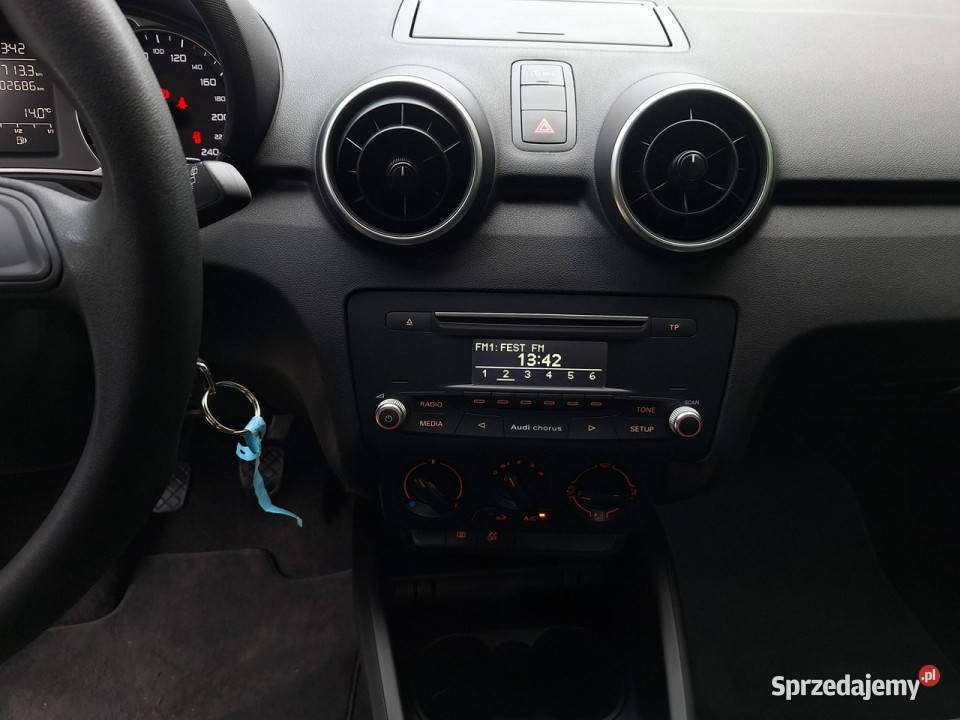 Audi A1 Sportback 10 TFSI 8X 2010 czarny Siewierz sprzedam