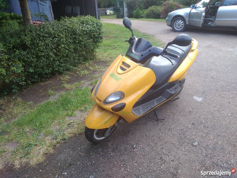 Yamaha majesty 125 4t hlciecza Chęciny