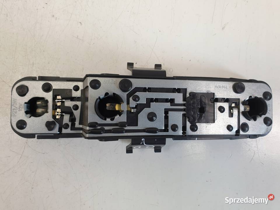 Nissan Almera N16 0003r LEWY WKŁAD TYLNEJ LAMPY Rudka