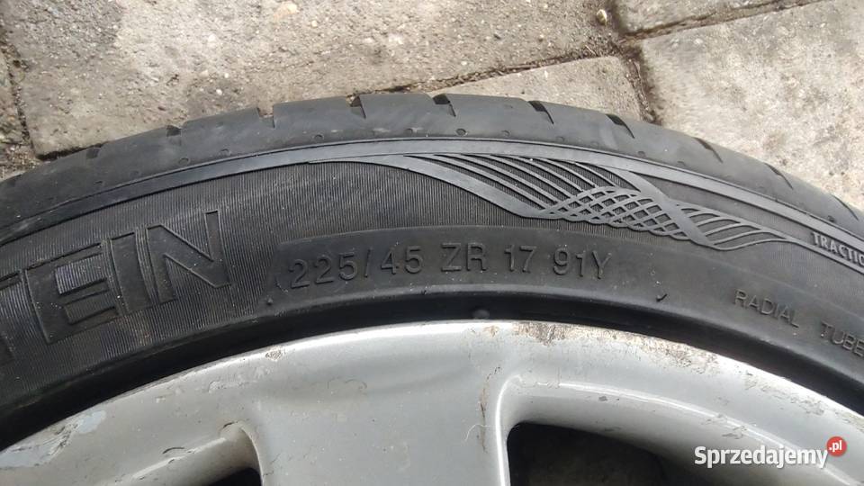 Felgi aluminiowe z oponami 17 do BMW Nysa sprzedam