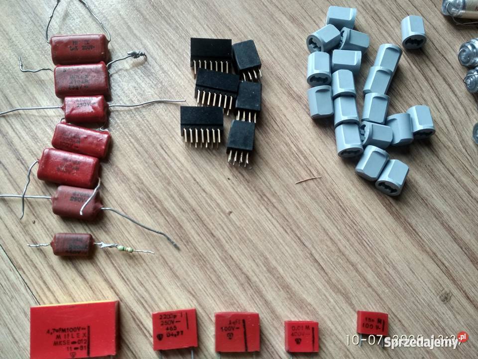 Kondensatory i inne elektrolityczne Narama