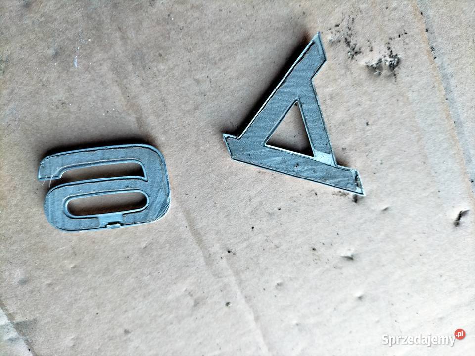 AUDI A6C5 A 6 ZNACZEK EMBLEMAT