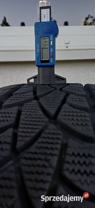 Nowa felga stalowa 5 x108 z oponą zimową Dunlop Reda