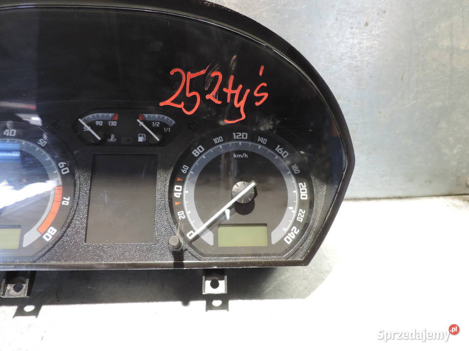 SKODA FABIA I 14 16V LICZNIK ZEGARY 6Y0920881B osobowe