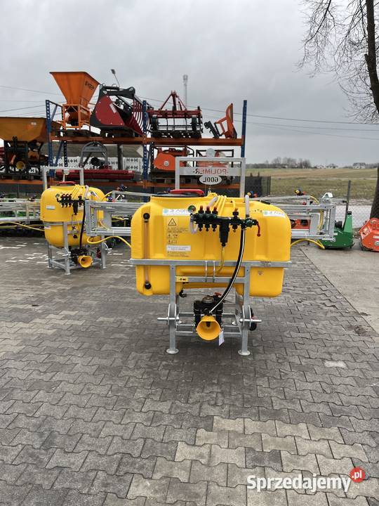 OPRYSKIWACZ POLOWY 400l12m3 RSM POLIMER Sulęcin