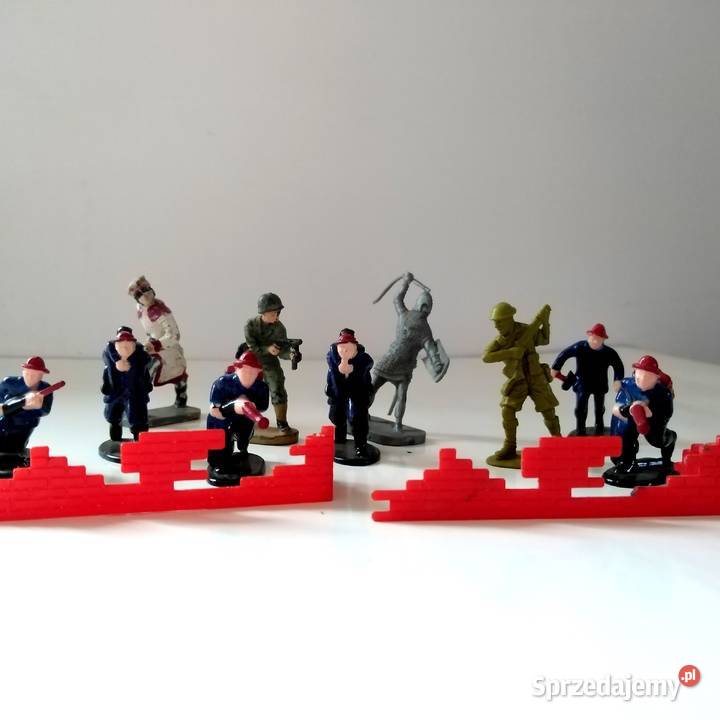 Figurki Żołnierzyki do zabawy 7 lat+