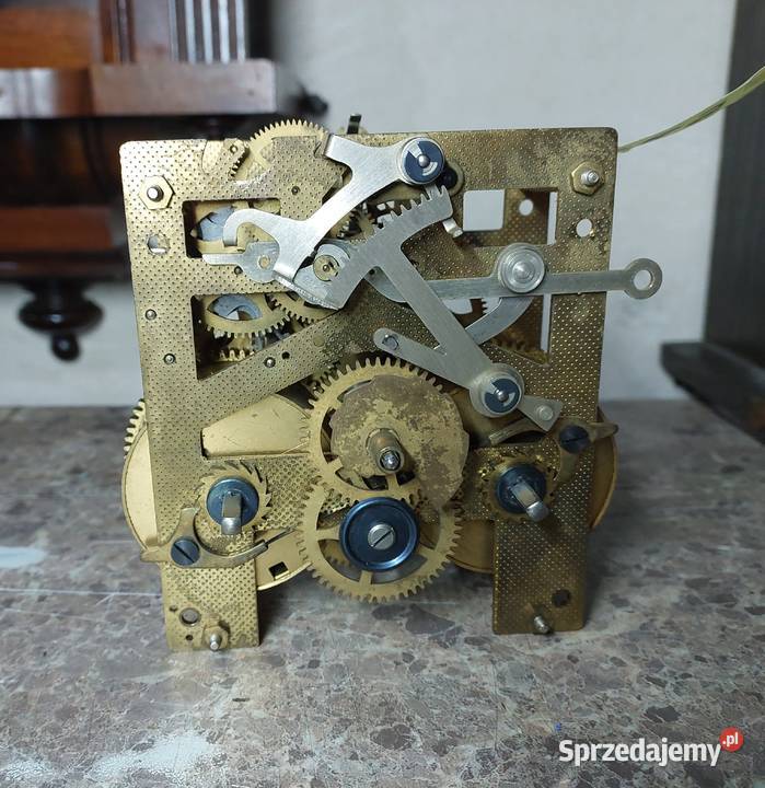 681 Mechanizm starego zegara ściennego Junghans Antyki