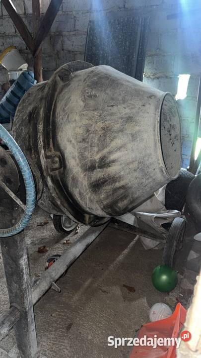 Betoniarka na siłę Dębica