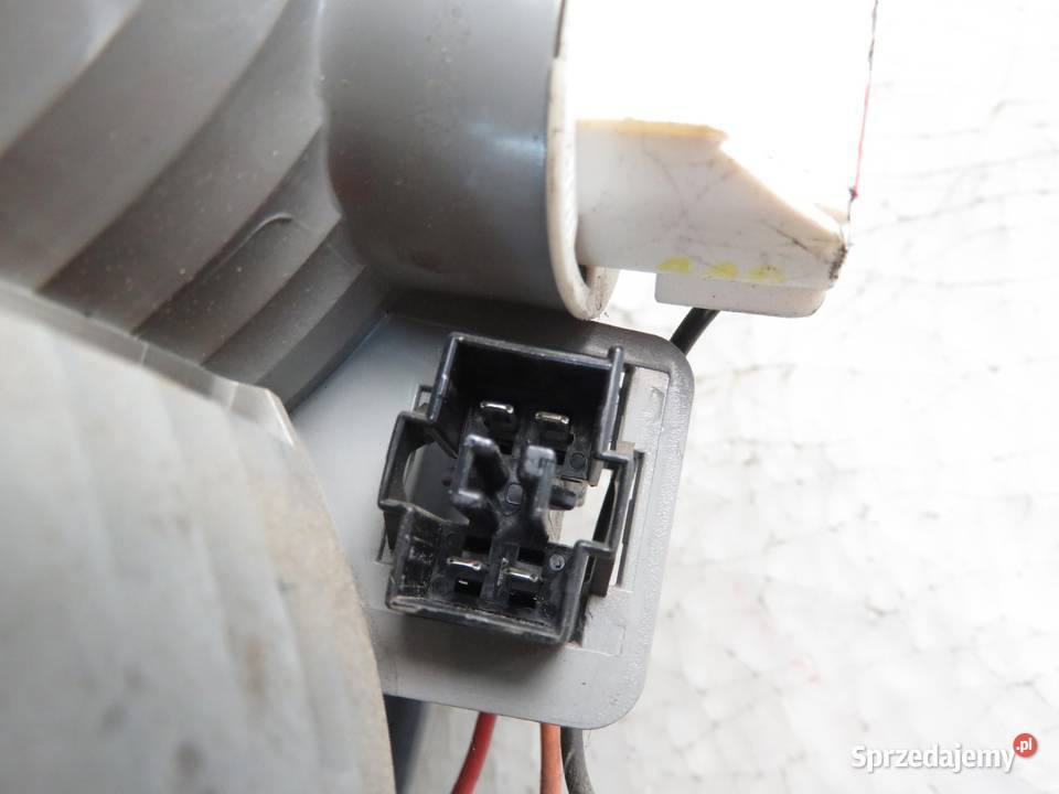 LAMPA LEWA TYLNA KLAPA SAAB 95 Kombi 5142278 sprzedam