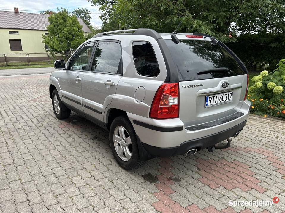 Kia sportage 20 benzyna 2010 super stan SUV podkarpackie