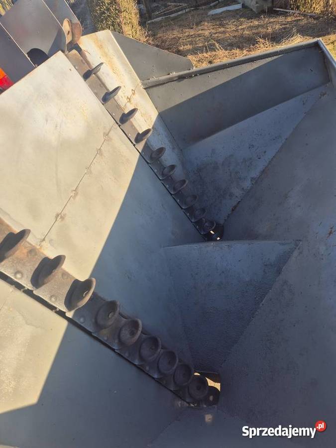 Sadzarka kubełkowa polska Siewniki i sadzarki Strzeszkowice