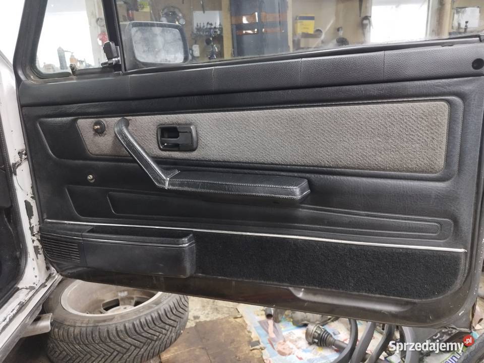 Golf MK1 boczki tapicerki cabrio kieszenie na sprzedam