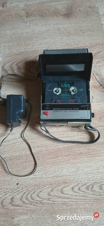 Magnetofon kasetony reporterski z Lat 60 tych Kraków