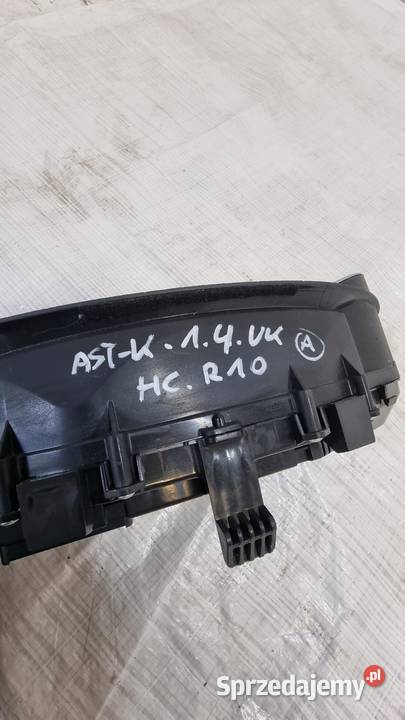 LICZNIK ZEGARY OPEL ASTRA K V ANGLIK UK 39097968 osobowe kujawsko-pomorskie
