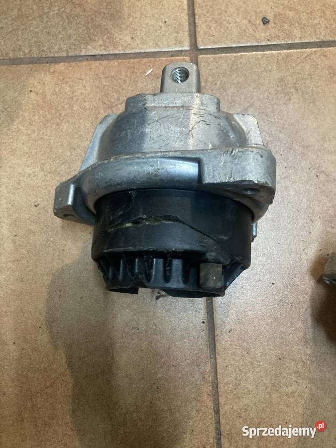 BMW F13 F12 F10 PODUSZKA SILNIKA 6860234 Rakoniewice