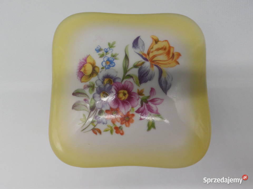 Porcelanowa Szkatułka Puzderko Kwiaty Raszków