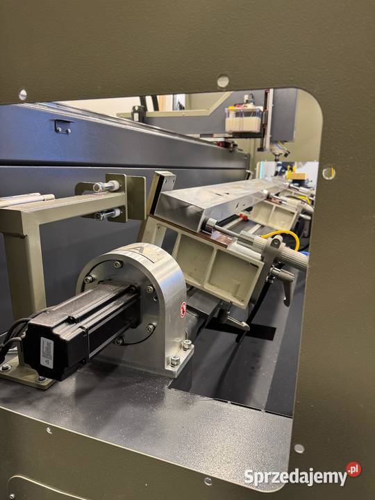 Centrum obróbcze CNC OZCELIK GARNET MAXI 4 osie Obodowo