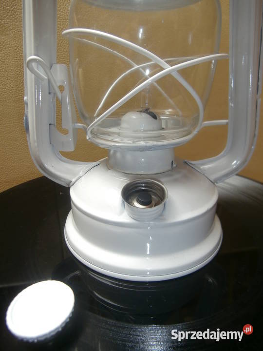 Lampa naftowa oryginalna metalowa zasilana z 230 Choroń sprzedam