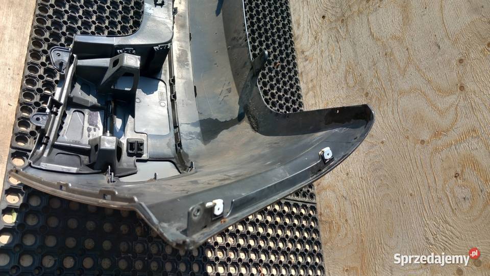 RENAULT MEGANE II LIFT CABRIO ZDERZAK TYŁ NV676