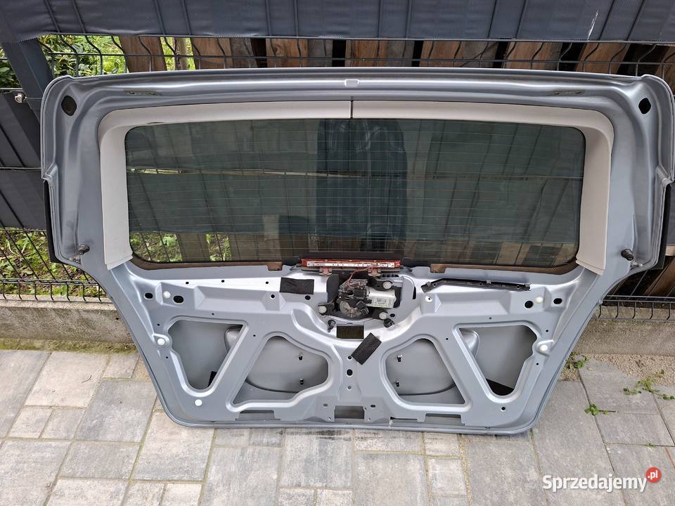 Tylna klapa z szybą mercedes w169 osobowe Starowa Góra