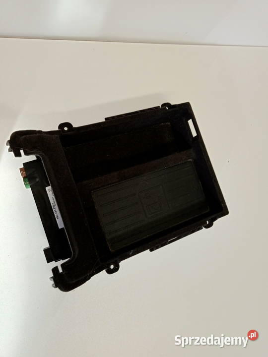 AUDI A6 C8 4K ŁADOWARKA INDUKCYJNA USB osobowe Rakoniewice