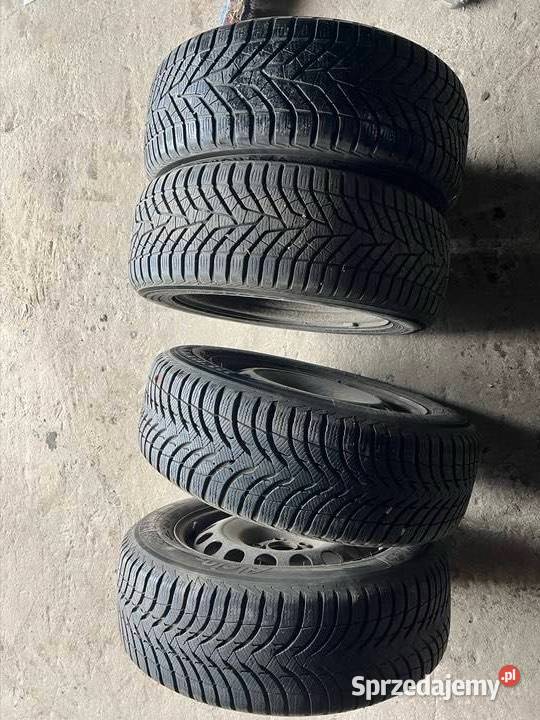 Felgi stalowe 16 5x112 z oponami zimowymi