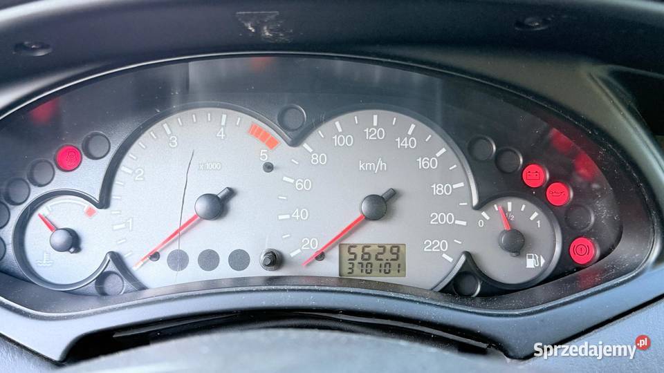 Ford Focus MK1 Diesel Kombi 18 TDDI 90 2002r Rok produkcji 2002 Motoryzacja Skawina